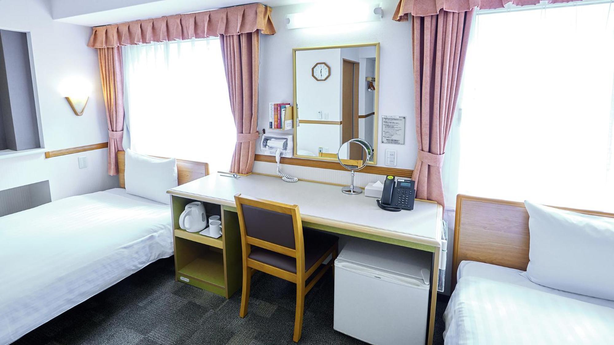 Toyoko Inn Kokura-Eki Minami-Guchi Kitakyushu Phòng bức ảnh