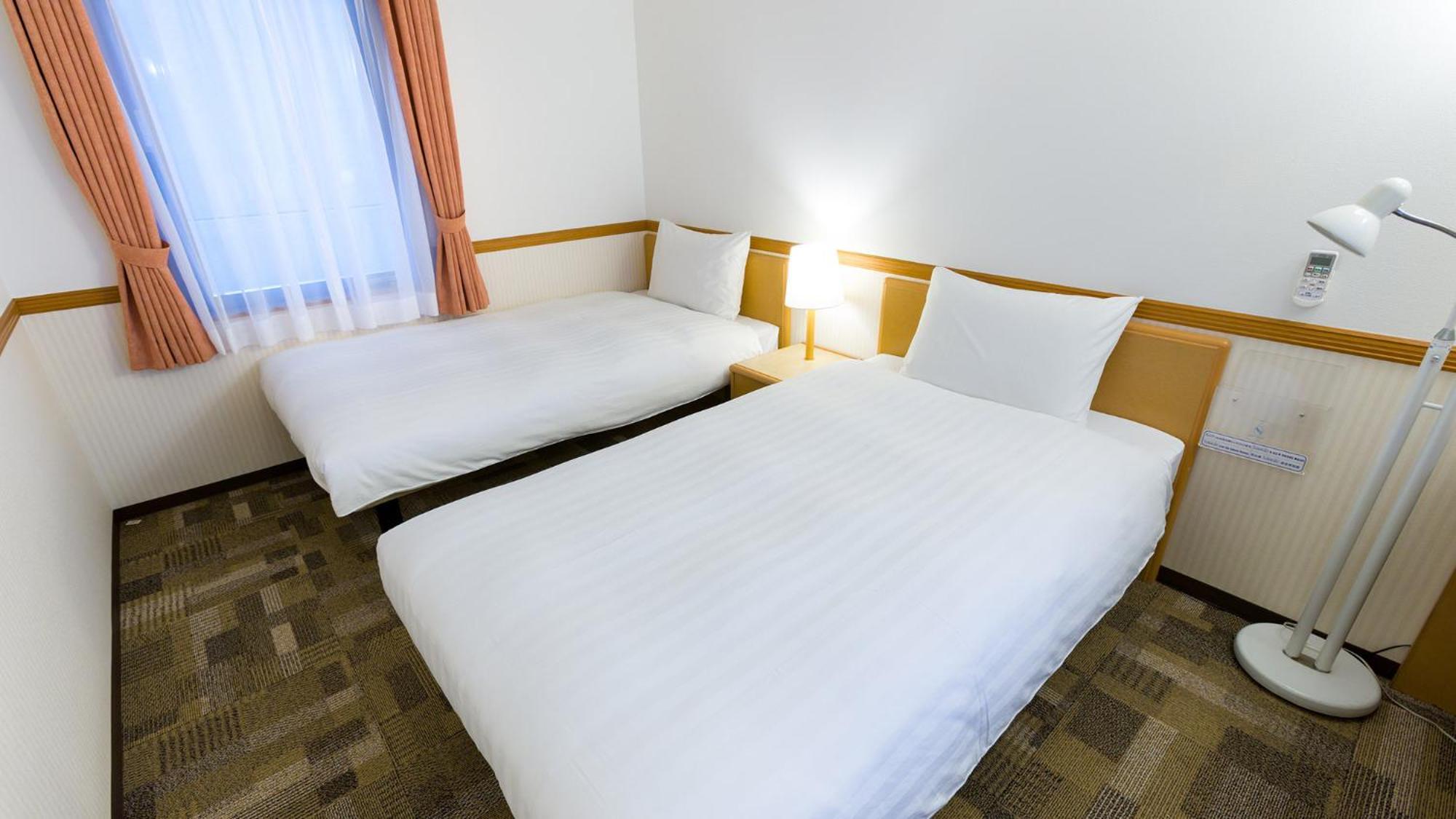 Toyoko Inn Kokura-Eki Minami-Guchi Kitakyushu Phòng bức ảnh
