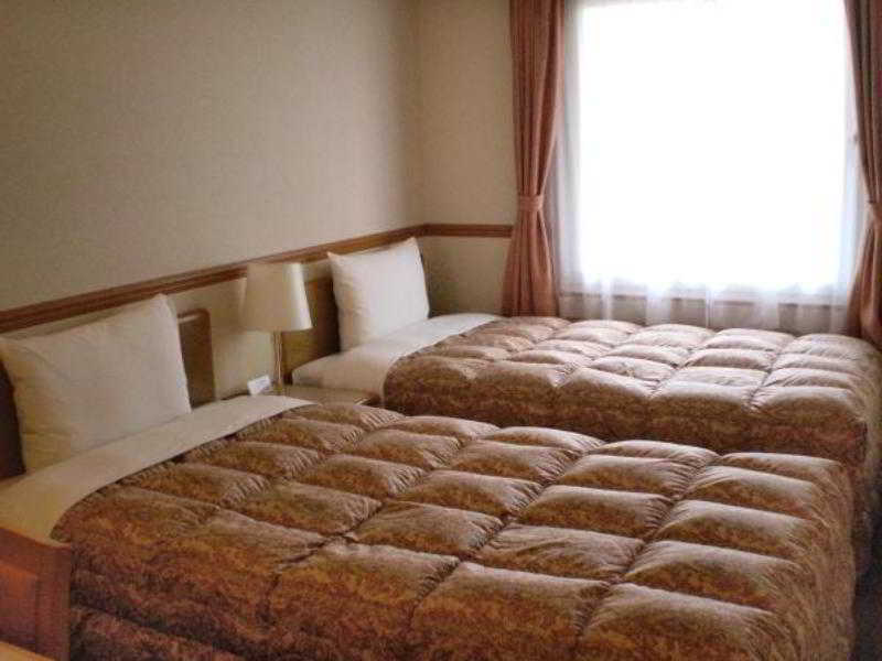 Toyoko Inn Kokura-Eki Minami-Guchi Kitakyushu Ngoại thất bức ảnh